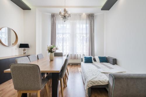 Gallery image of Real Apartments Zichy in Budapest