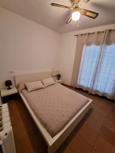 Postel nebo postele na pokoji v ubytování CAL ROGER MONSONIS