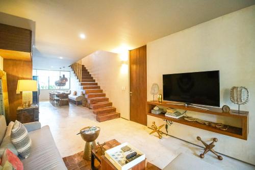 Picture of Eco-chic Design Condos Wrapped in Nature's Elements by Moskito, Tulum ...