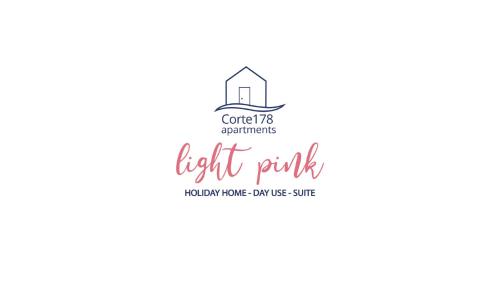 Light Pink - Suite in the middle of everythingに飾ってある許可証、賞状、看板またはその他の書類