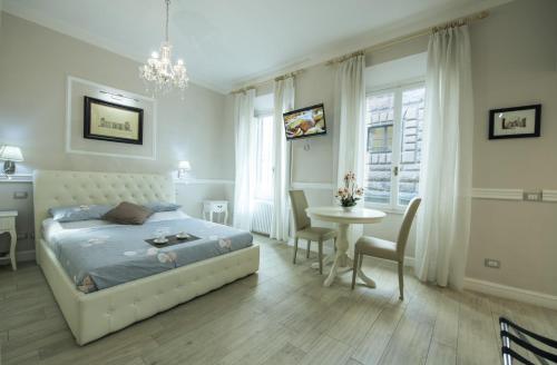 Leoni by Monteverdi Apartments