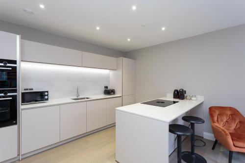 Melville St Luxury Central Apartment Free Parking
