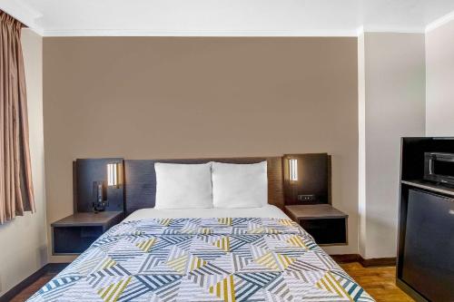 Postel nebo postele na pokoji v ubytování Motel 6-Front Royal, VA