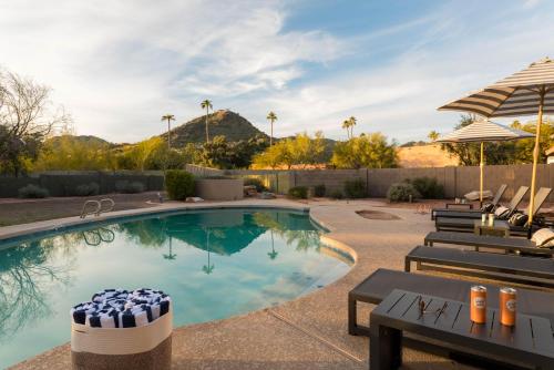 Desert Oasis w/ Pool, Table Tennis, & Fire Pit ? Caspian by AvantStay