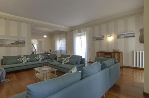 Posedenie v ubytovaní Villa Robin, elegante e indipendente Città Giardino Viareggio