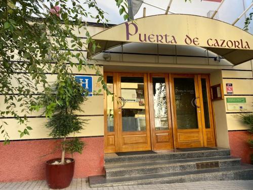 Afbeelding uit fotogalerij van Hotel Puerta de Cazorla in Cazorla