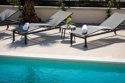 Beachfront Villa Anemona with Pool – Photos 5