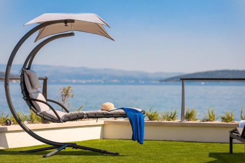 Beachfront Villa Anemona with Pool – Photos 4
