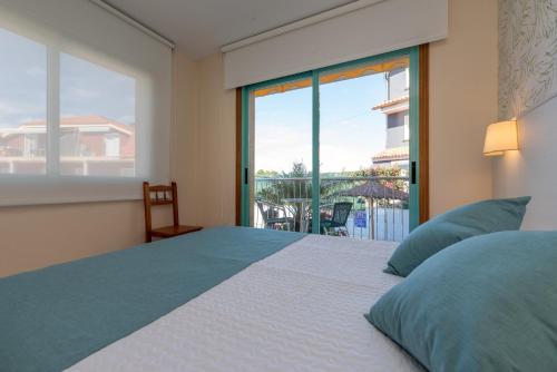 Gallery image of Duerming Velero Apartamentos in Montalvo