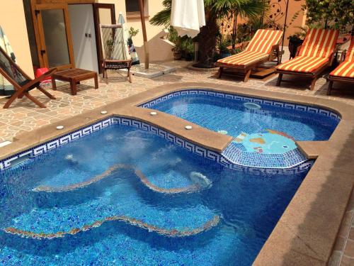 Φωτογραφία από το άλμπουμ του Family Hotel Hit σε Kiten