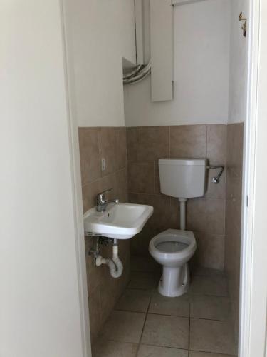 Gallery image of H Hostel Friendly Accommodation in Ercolano