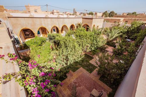 Jardin de l'établissement Hassilabiad Appart Hotel