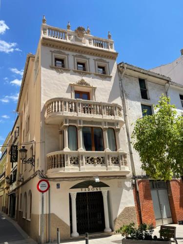 Varone, Requena – Updated 2022 Prices