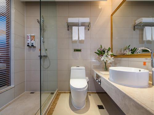Koupelna v ubytování Vienna International Hotel Inner Mongolia Alxa League
