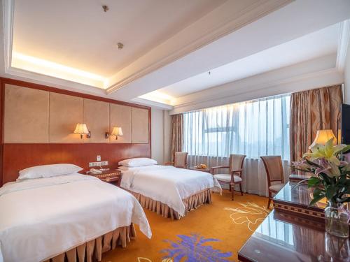 Foto da galeria de Vienna Hotel Foshan Chancheng Zumiao Branch em Foshan