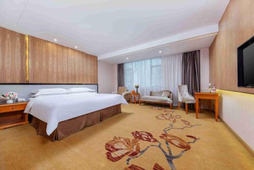 Gallery image of Vienna Hotel Shenzhen Bantian Gangtou in Tiantangwei