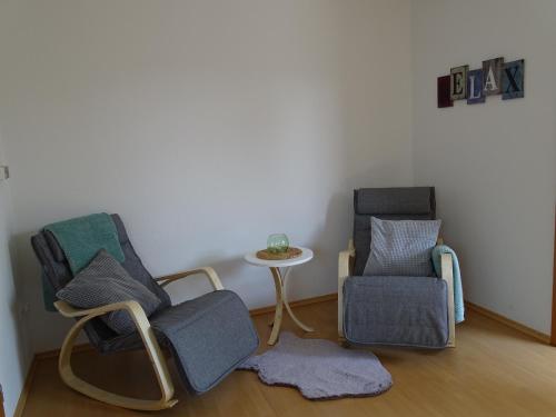 Χώρος καθιστικού στο Große, helle Wohnung mit 2 Schafzimmern - Ferienwohnung am Lippesee