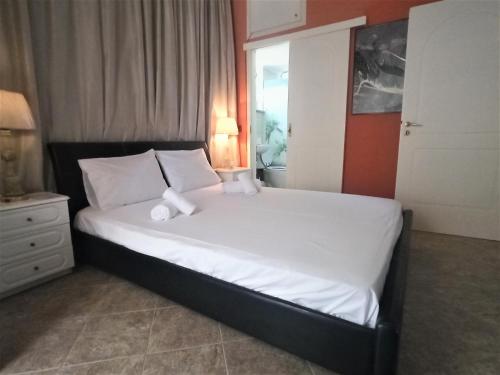 VILLA DINA (Kalidonia, Chania, Crete 730 06)