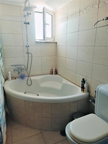 VILLA DINA (Kalidonia, Chania, Crete 730 06)