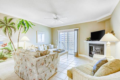 Ocean Palms 402