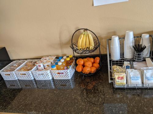 Makanan di atau berdekatan hotel