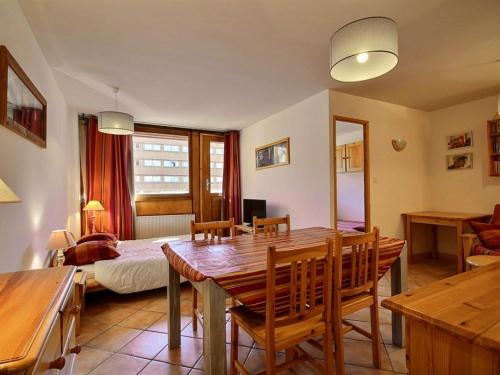 Gallery image of Appartement La Plagne, 2 pièces, 5 personnes - FR-1-455-56 in La Plagne