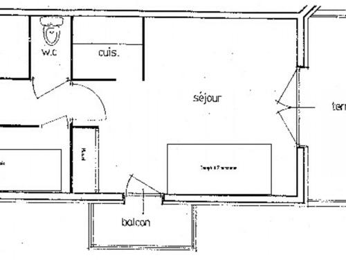 Plagne 1800にあるAppartement Plagne 1800, 2 pièces, 4 personnes - FR-1-455-31の白黒の家屋図