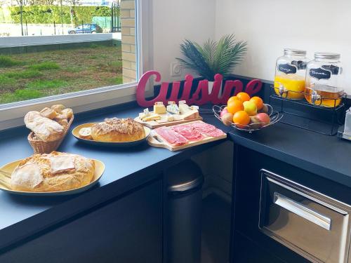 Jídlo v aparthotelu nebo okolí