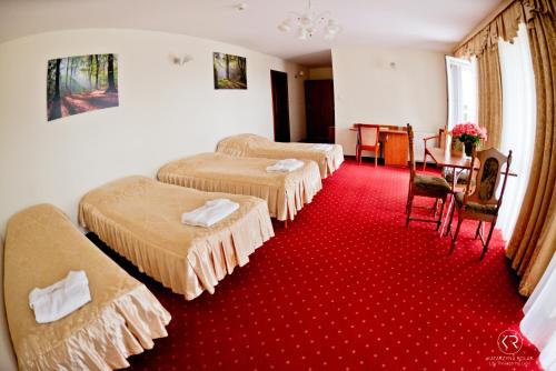 Imagen de la galería de Hotel Groman, en Sękocin