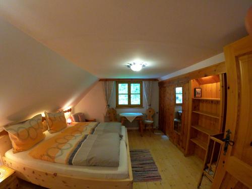 Cama o camas de una habitación en Alpenhaus Ganser-Dixit
