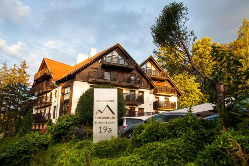 Panorama Gór - Centrum Miasta, Apartament z widokiem na Szrenicę