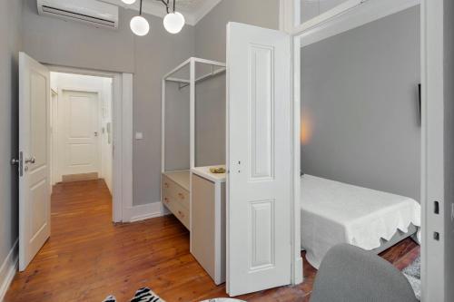 Small Design Studio - Rosa, Bairro Alto