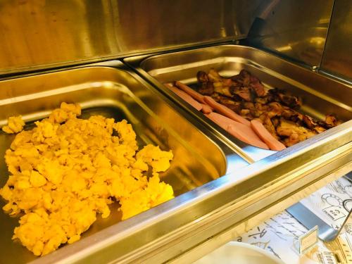 Mad på hotellet eller i nærheden