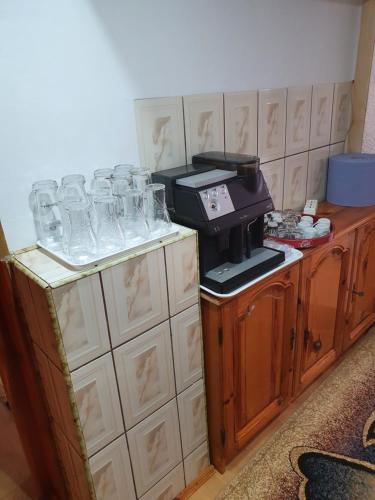 Η κουζίνα ή μικρή κουζίνα στο Apartament Florin