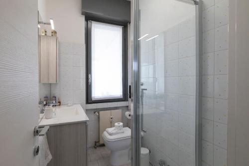 Kúpeľňa v ubytovaní La Veranda - Bright Top Floor apartment with views of the Madonnina
