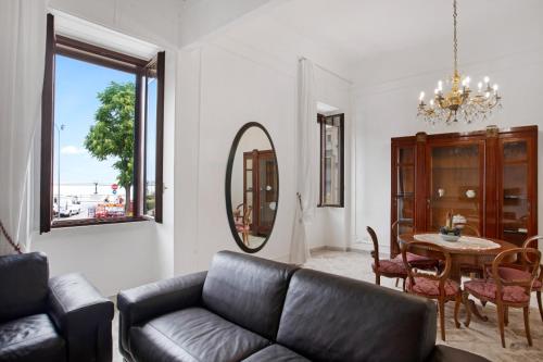 Casa Cinzia Lungomare Exclusive Flat – Photos 2