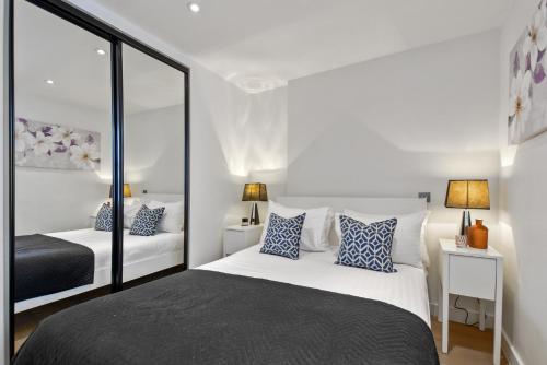 Gallery image of Berwick Street by Q Apartments in London