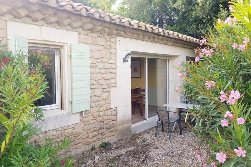 Mas des Figues Gîte #farmstay #certifiedorganic #zeropesticide #agritourism #ecotourism #saintrémydeprovence #Alpilles