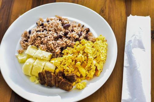 Mad på hotellet eller i nærheden