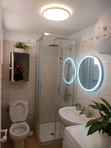 Koupelna v ubytování Tropical garden view with pool