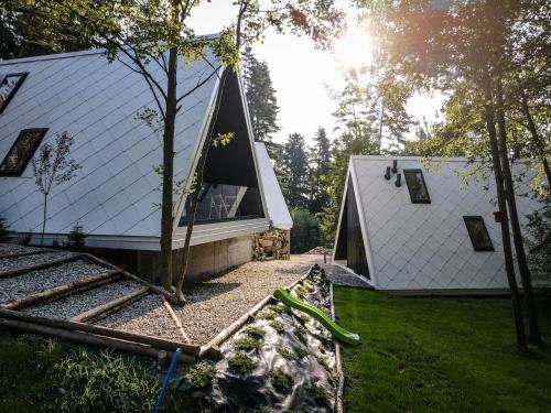 Trzy Owce - nowoczesne domki w górach z balią ogrodową