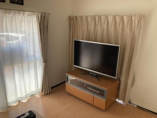 Televisyen dan/atau pusat hiburan di SIBARIAN Guest House