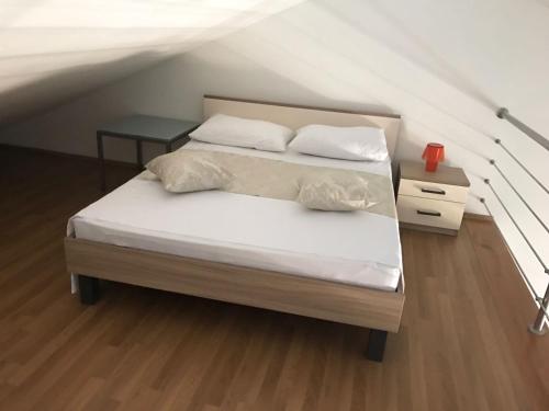 Apartments Josip - Sea view & Mountain view