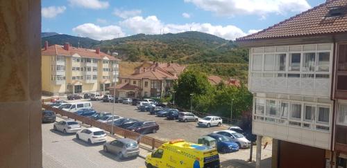 Nespecifikovaný výhled na hory nebo výhled na hory při pohledu z apartmánu