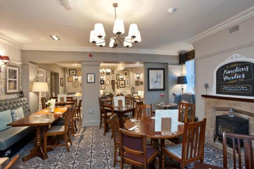 Ruang duduk di The Goddard Arms