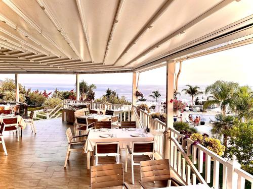 Imagen de la galería de Elysium Hotel, en Dhërmi