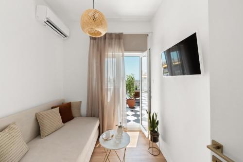 Luxurious Apartment with Big Sea View Terrace - Central Location