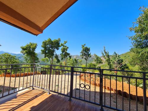 Balkoni atau teres di S&M Apartments