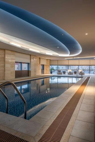 Kolam renang di atau dekat dengan Ascott Corniche Al Khobar