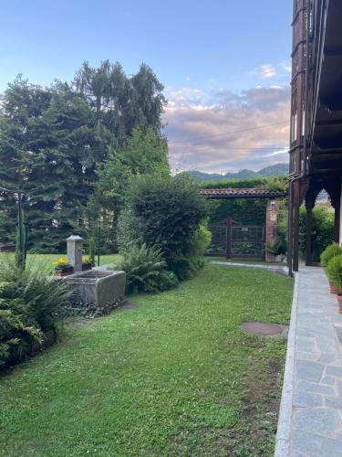 Gallery image of Dimora Fiorita Senior My Holiday Home in Varallo